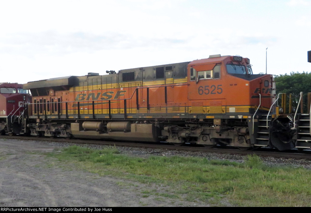 BNSF 6525